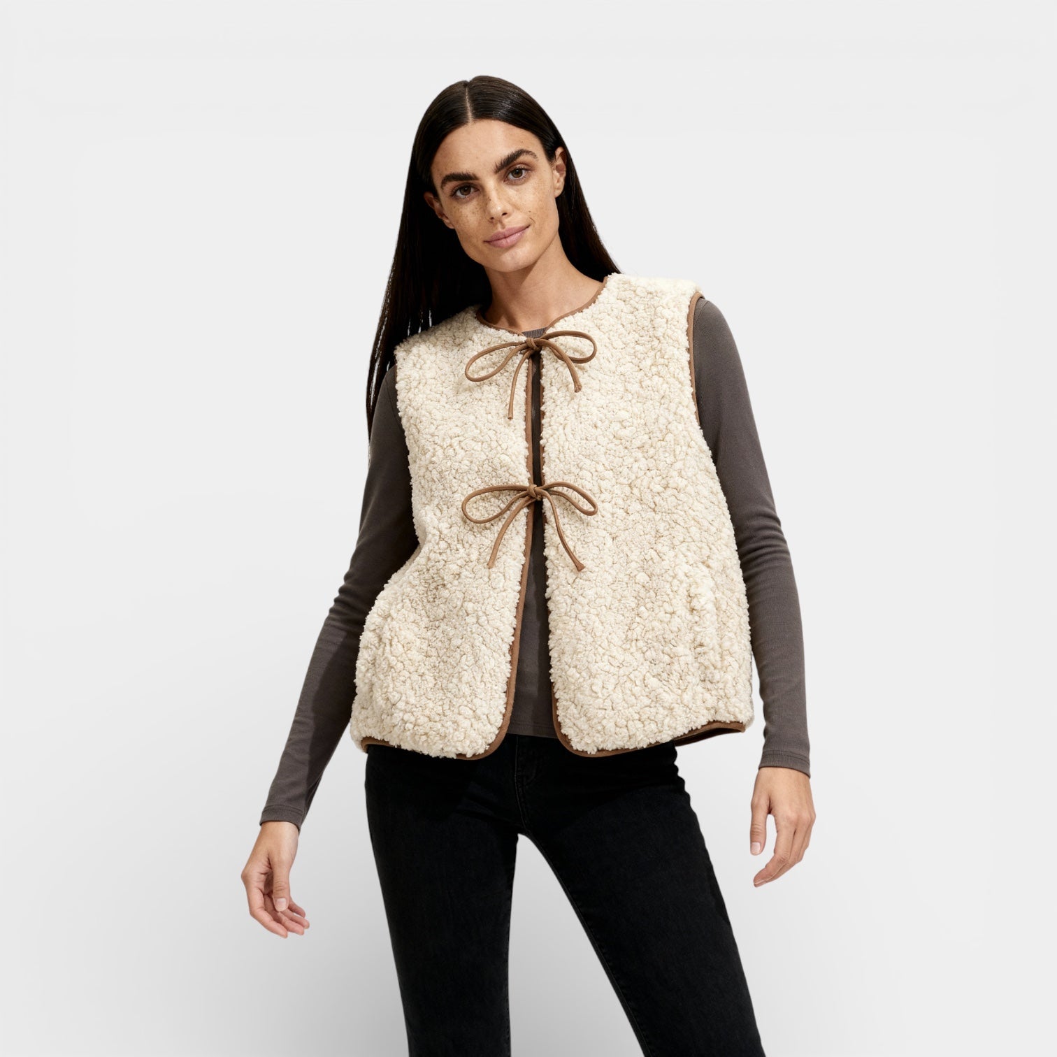 Cozy Teddy Bodywarmer Vest for Women - Lace Detail - Warm Layering Piece for Casual Wear