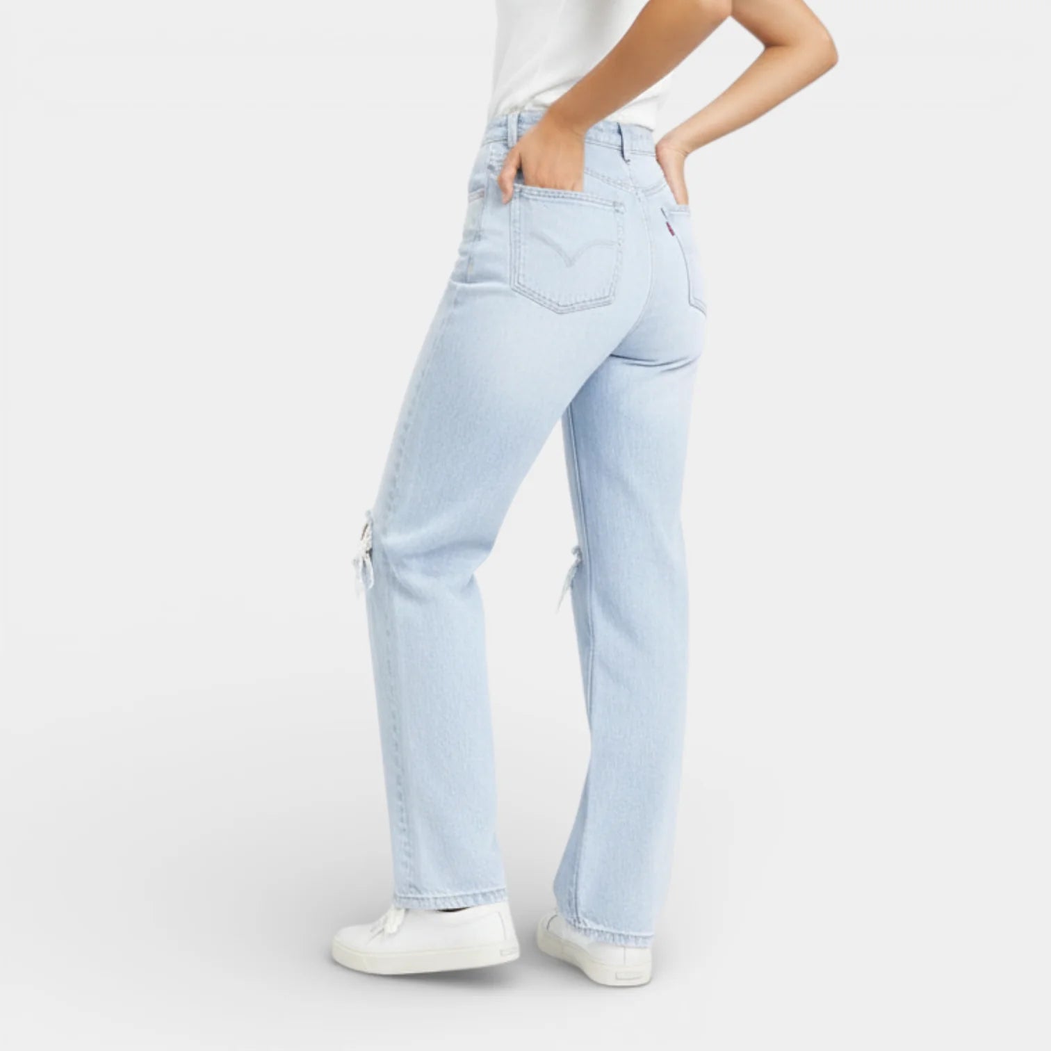 Distressed Knee Women's Straight Leg Jeans - Relaxed Fit Denim for Casual Wear