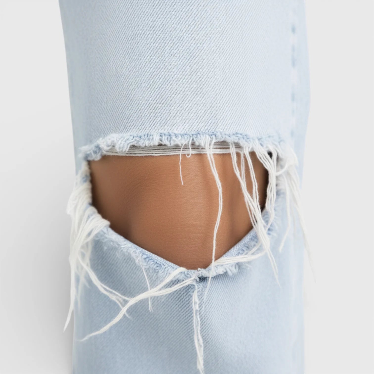 Distressed Knee Women's Straight Leg Jeans - Relaxed Fit Denim for Casual Wear