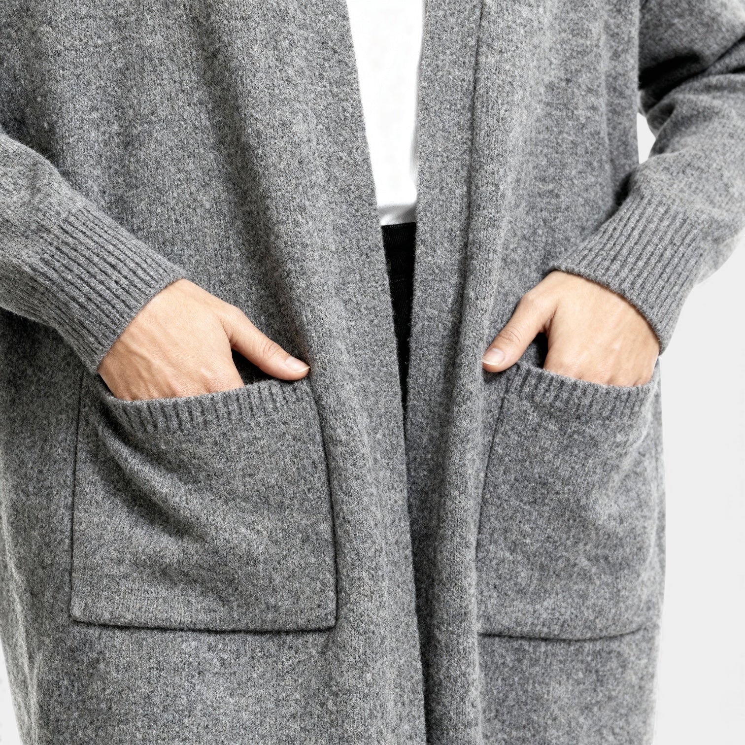 Long Wool Knit Cardigan for Women – Open Front Design for Layering and Everyday Wear