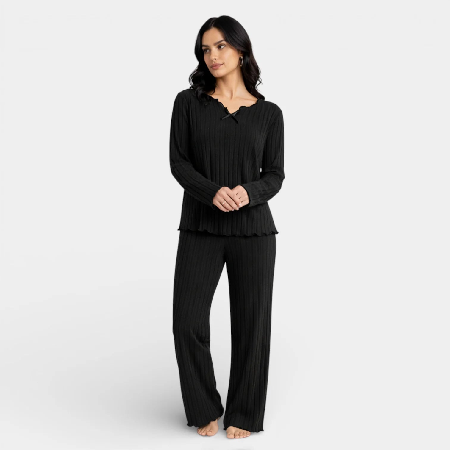 Ribbed Knit Long Sleeve Women's Pajama Set with Lettuce Trim for Comfortable Sleepwear and Relaxation