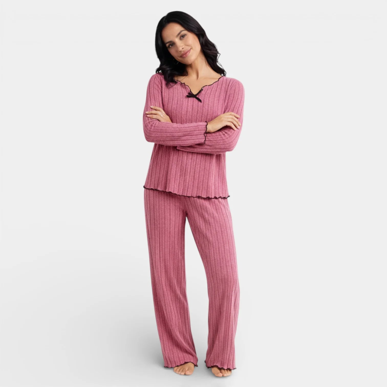 Ribbed Knit Long Sleeve Women's Pajama Set with Lettuce Trim for Comfortable Sleepwear and Relaxation